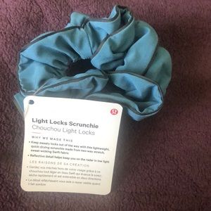 Reflective Lululemon scrunchie NWT